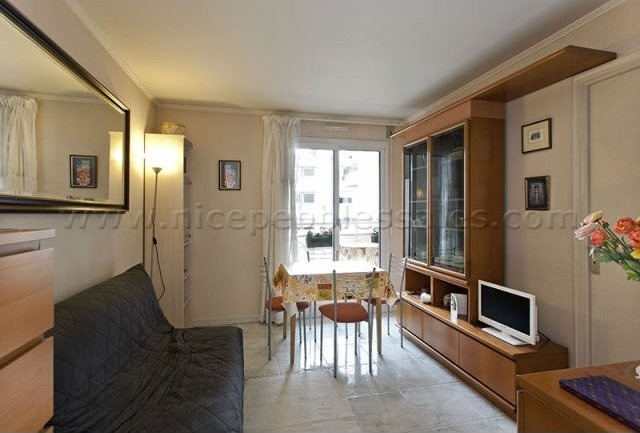 Lovely One Bedroom with Large Terrace
