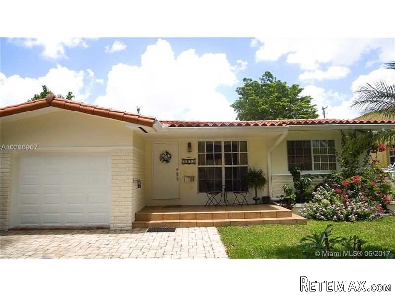 2 bedroom House For Sale: 1417 San..