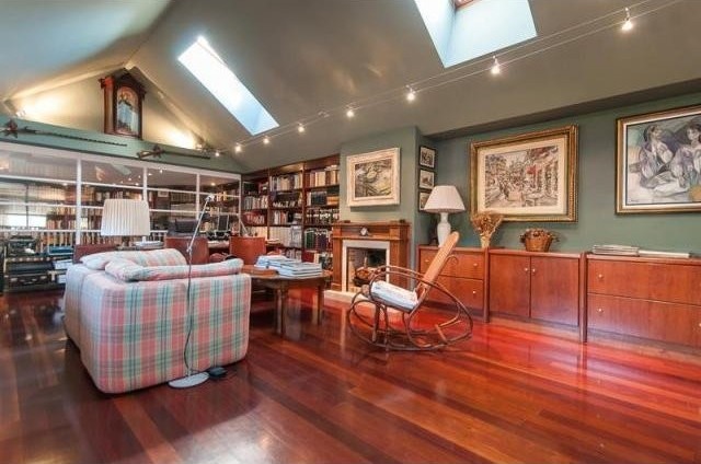 5 bedroom Detached House For Sale:.. - 2