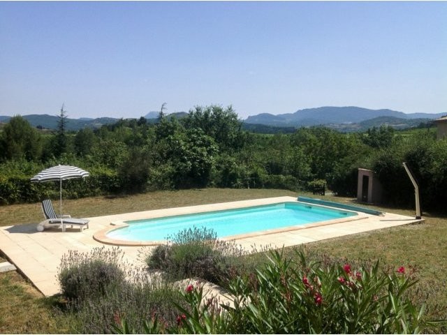 Single Storey Villa With Pool And View - 2