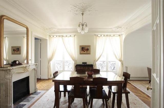 2 bedroom Property For Sale: Rue..