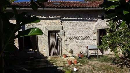 2 bedroomed renovated stone house - 2