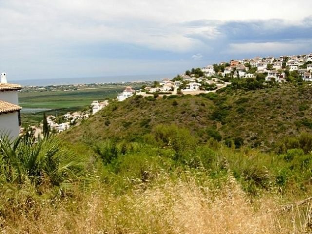 se Vende Parcela Urbanizable en..