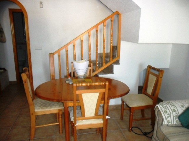 3 beds, 2 baths Townhouse in La Florida - 2