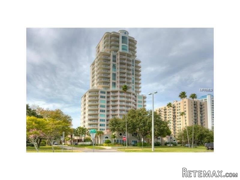 3 bedroom Property For Sale: 3507..