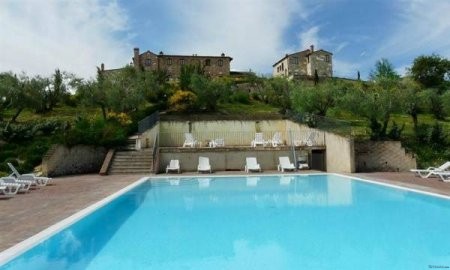 Crete Senesi Apartment
