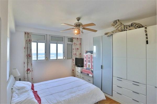 4 bedroom Apartment For Sale: Gardiners.. - 2