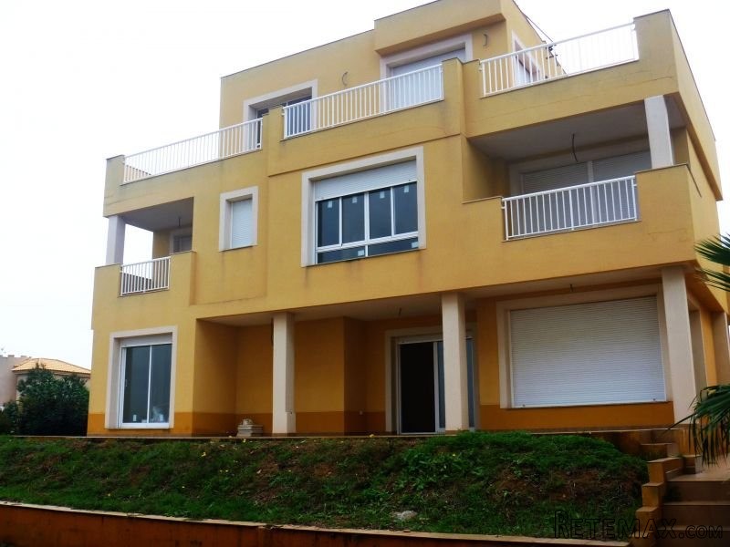 5 Bedrooms - Villa - Murcia - For Sale
