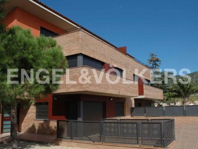 New construction with balcony to the sea - 2