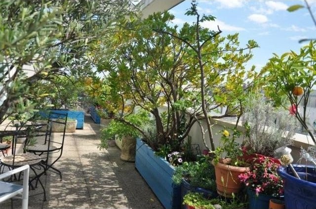 5 bedroom Flat For Sale: 69007 LYON