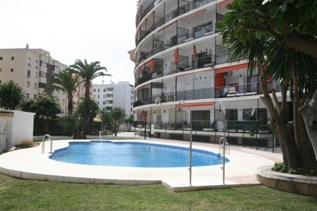 1 Bed Apartment for sale in Fuengirola