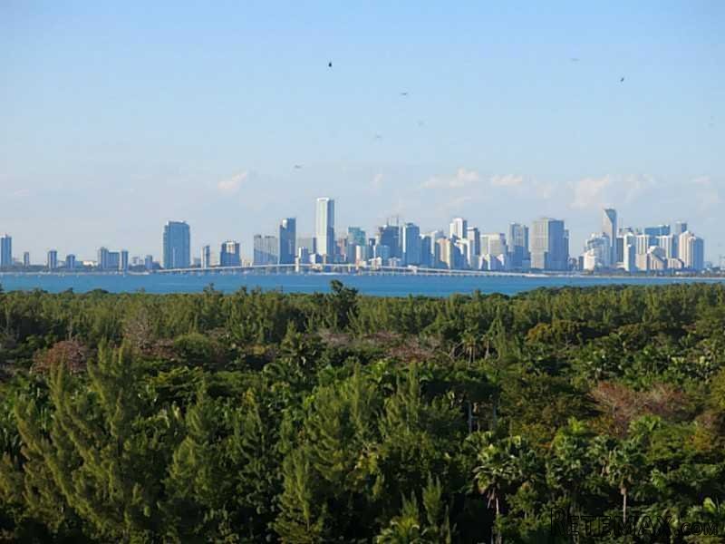 2 bedroom Flat For Sale: 199 OCEAN LANE..