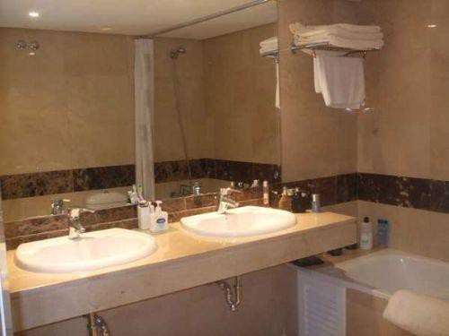 2 bedroom Apartment For Sale: Birdie.. - 2
