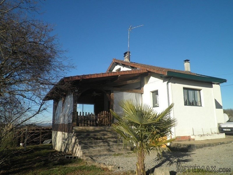 Large Family Home in the Countryside