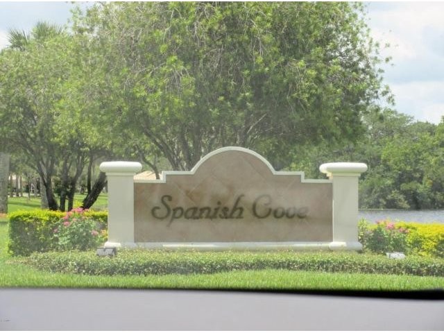 792 Spanish Cove Melbourne, FL 32940 - 2
