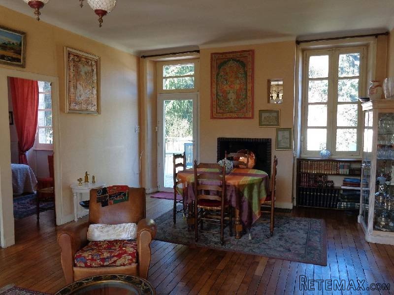 3 Bedroom House For Sale - 2
