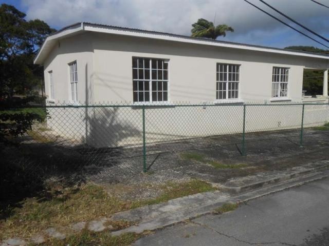 3 bedroom Property For Sale: Clifmar.. - 2
