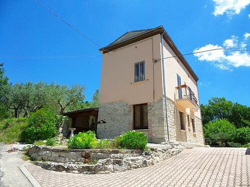 Stunning stone farmhouse in a beautiful.. - 2