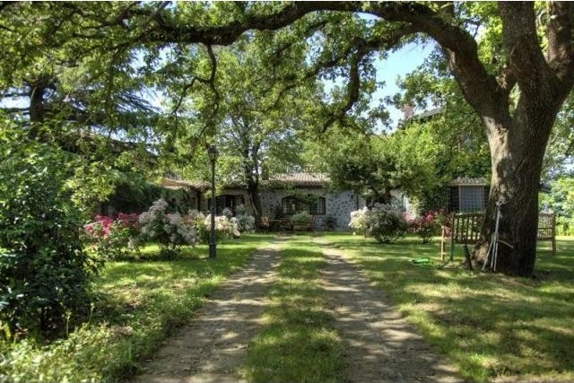 7 bedroom House For Sale: Orvieto.. - 2