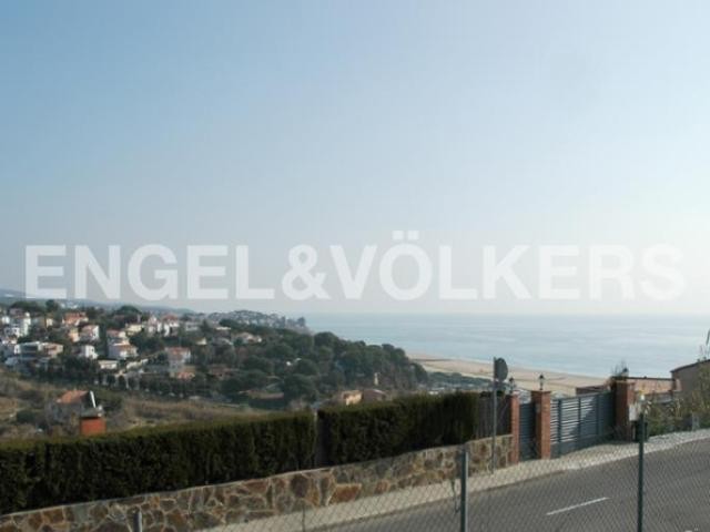 A Plot with sea sights, Barcelona Coast
