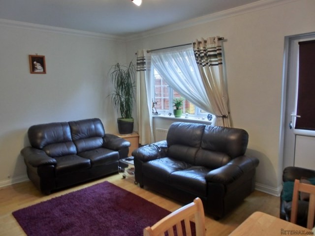 2 bedroom house in IWADE, SITTINGBOURNE - 2