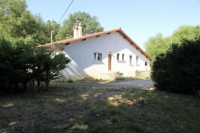 4 bedroom Villa For Sale: 86000 10 KM.. - 2