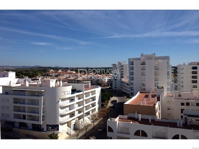 Quality 1 Bedroom Apartments walking.. - 2