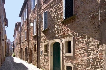 Large Apartment With Roof Terrace In..