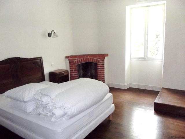 4 Bedroom Detached House For Sale - 2