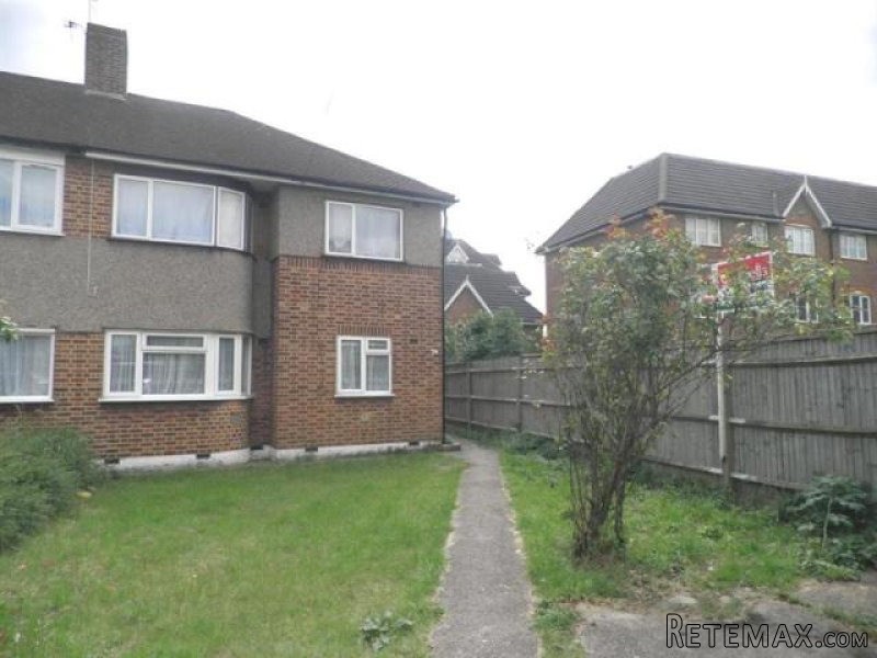 A well presented two double bedroom