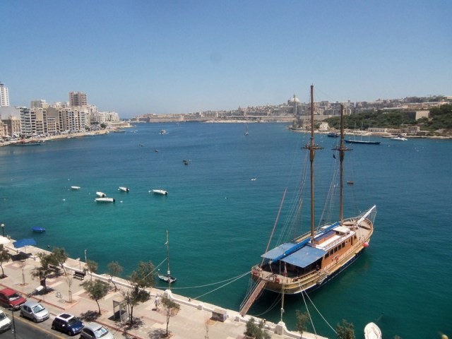 Sliema Seafront Apartment