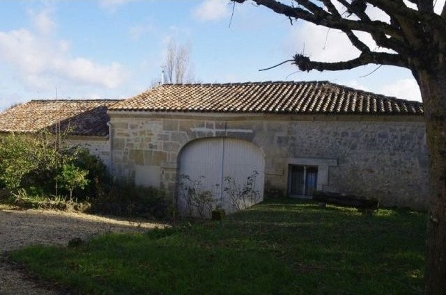 Large Property With Main House And.. - 2