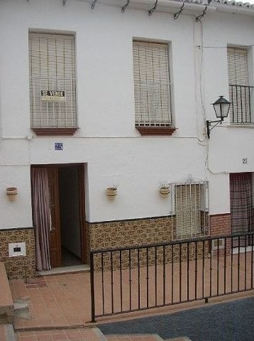 Town House - Large townhouse in Alora..
