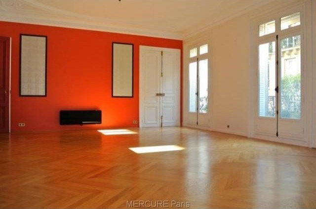 4 bedroom Flat For Sale: 75116 PARIS - 2