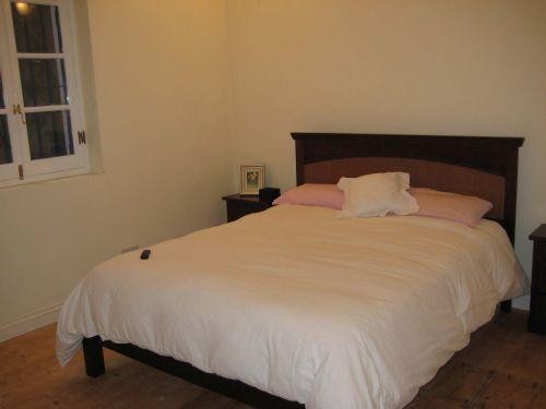 3 bedroom Apartment For Sale: Gowlands.. - 2