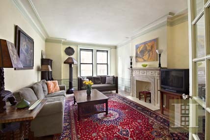 3 bedroom Apartment For Sale: 885 WEST..