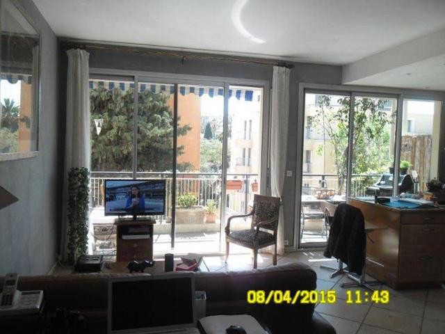 Delightful two bed in Cimiez
