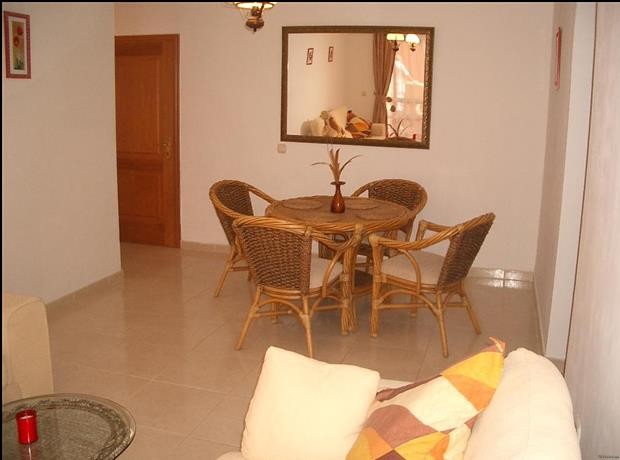 Apartment For Sale in Callao Salvaje.. - 2