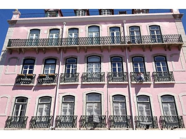 2 Bedroom Apartment in Historical..