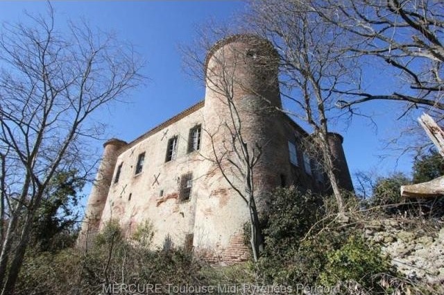 Castle For Sale: 11300 AUDE