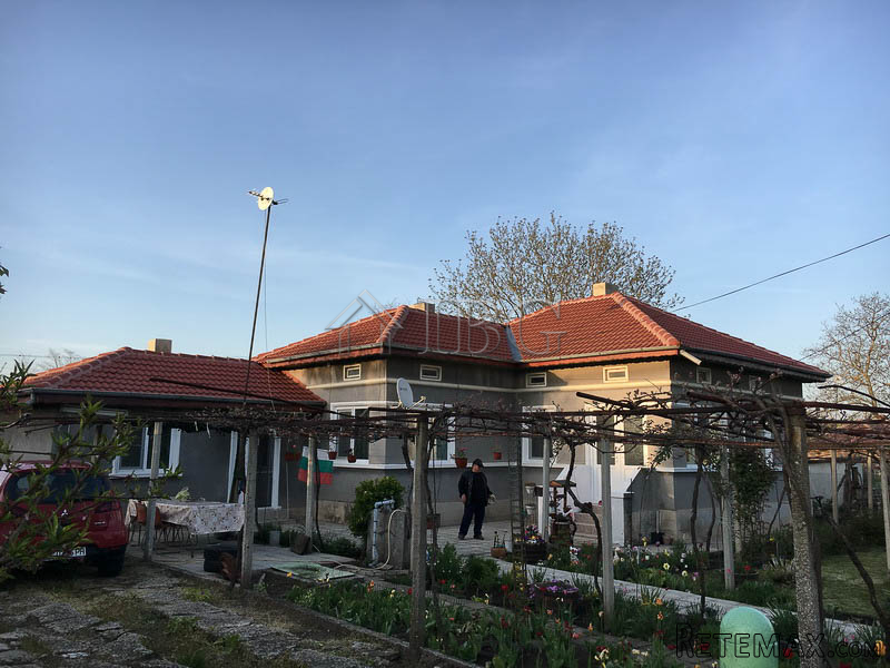 3-bedroom house with new roof near.. - 2