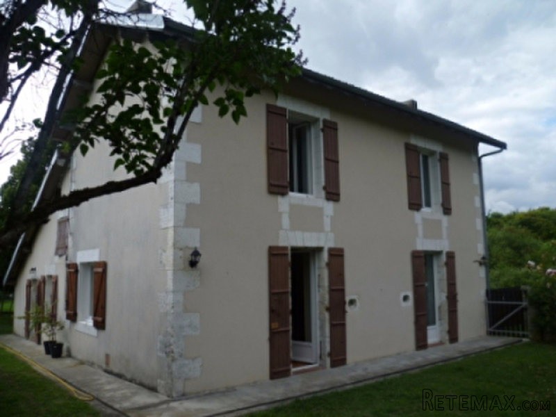 EC0624al Renovated 3 bed House, no near