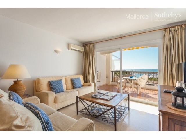 Apartment overlooking Puerto Portals.. - 2