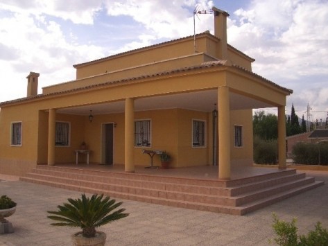 Large Villa Crevillente