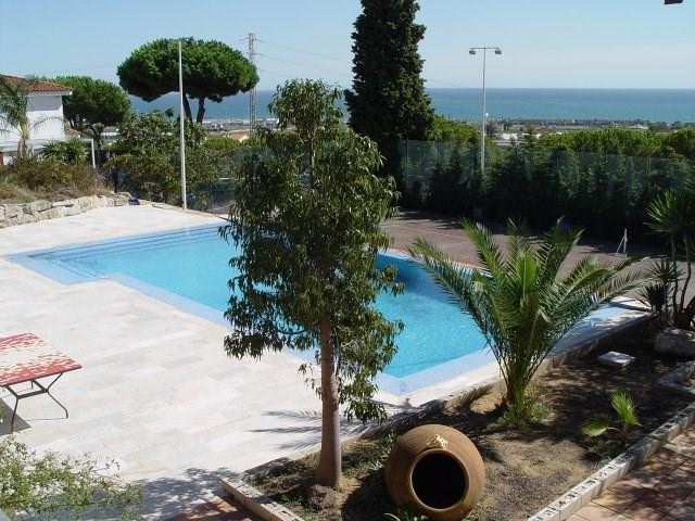6 bedroom Detached House For Sale:.. - 2