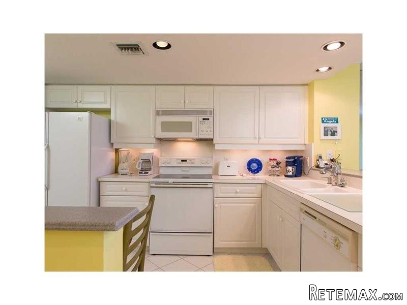 2 bedroom Flat For Sale: 5051 N A1 A 5.. - 2