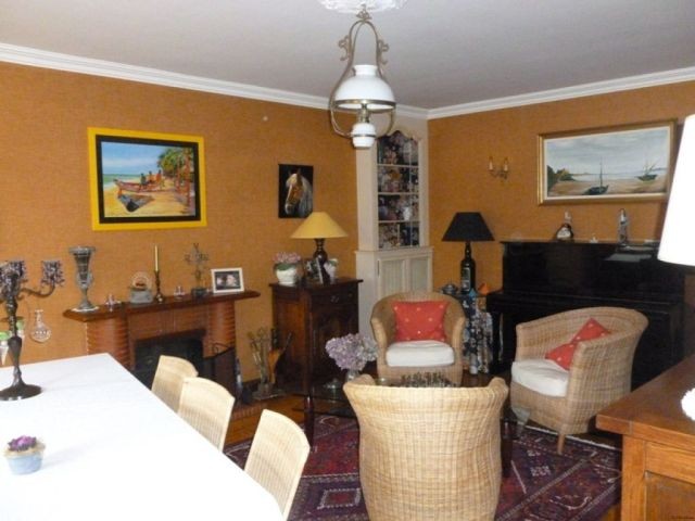Savigny Le Vieux: Maison 7p.pples - 2