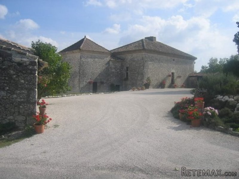 A Magnificent 14th Century Manoir For.. - 2