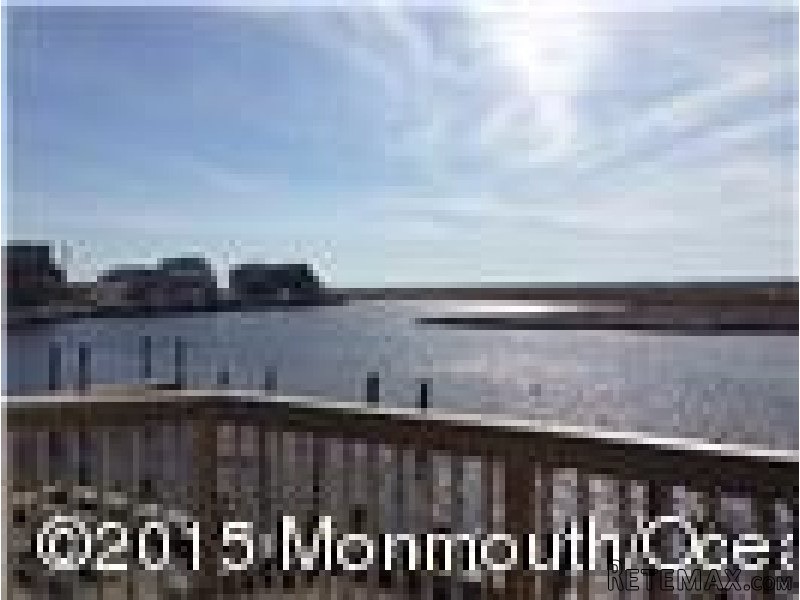 2 bedroom Flat For Sale: 431 Cedar Run.. - 2