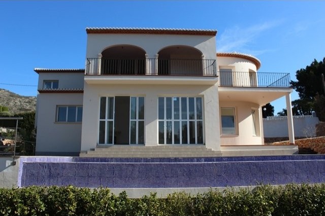4 Bedroom Villa in Javea - 2